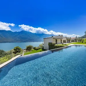 https://llac-living-nature-hotel.it-lombardy.com